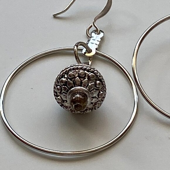 ❤️ Antique Silver & Tibetan Bead Hoop Earrings - Picture 3 of 8